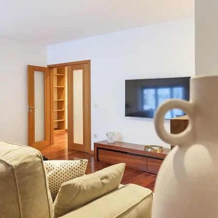 Appartement On - Family Retreat - Free Parking *