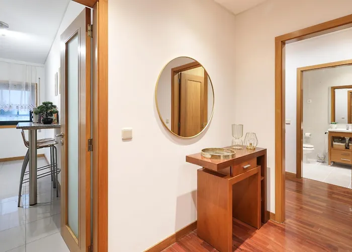 On - Family Retreat - Free Parking