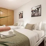 On - Family Retreat - Free Parking Apartman