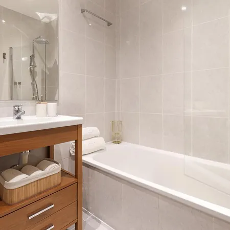 On - Family Retreat - Free Parking * Oporto