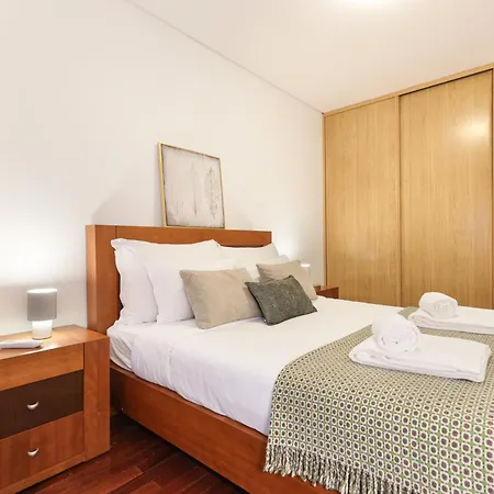 On - Family Retreat - Free Parking *
