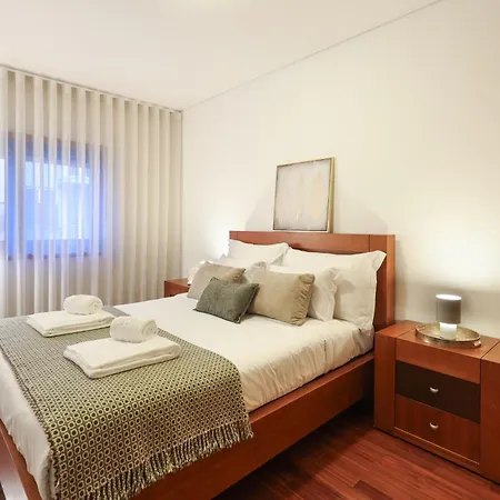 On - Family Retreat - Free Parking * Porto