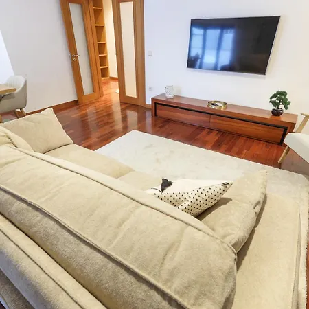 On - Family Retreat - Free Parking Lejlighed