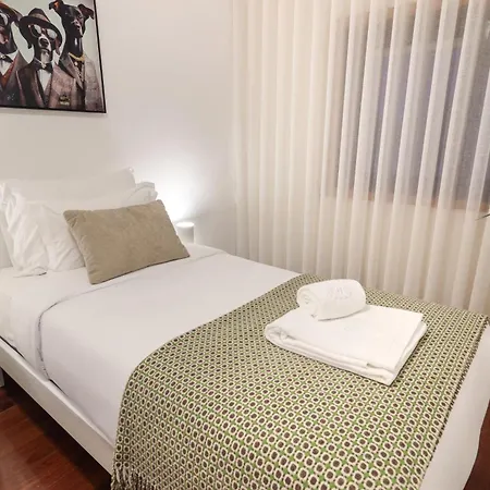 Appartement On - Family Retreat - Free Parking Oporto