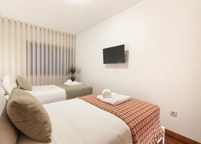 On - Family Retreat - Free Parking * Porto