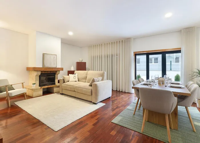 Apartment On - Family Retreat - Free Parking *