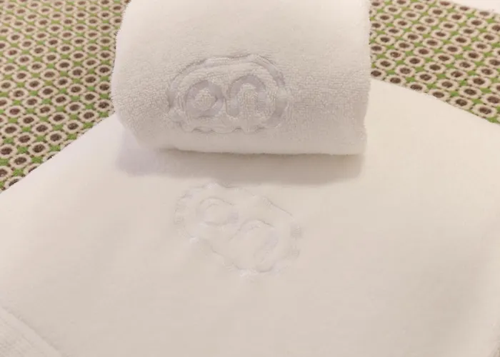 On - Family Retreat - Free Parking *