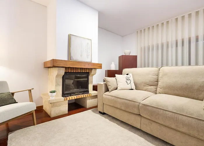 On - Family Retreat - Free Parking Apartment *